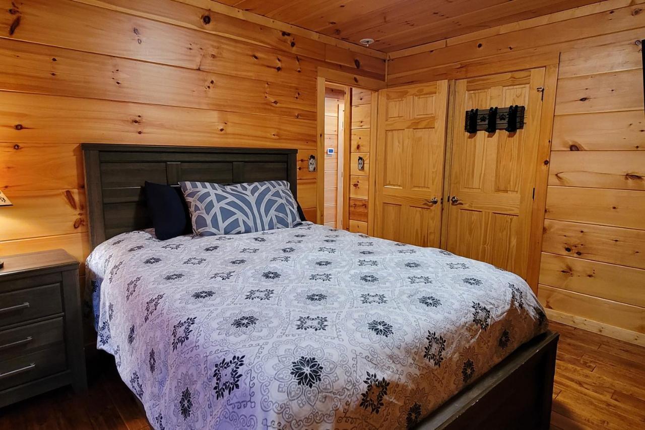 3 Bears Chalet แกตลิงเบิร์ก ภายนอก รูปภาพ